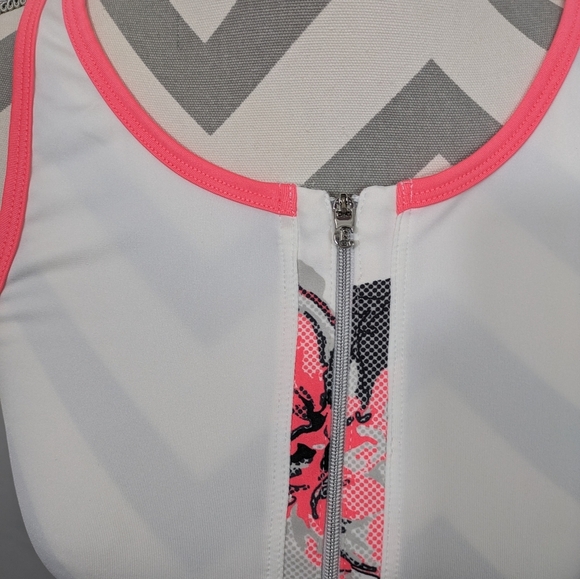 Lois Peplum Tank - Picture 4 of 6